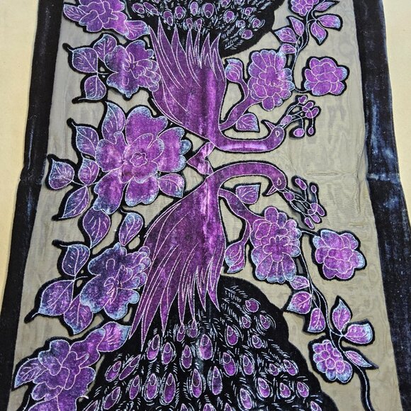 Peacock design black/purple shawl - Picture 11 of 11